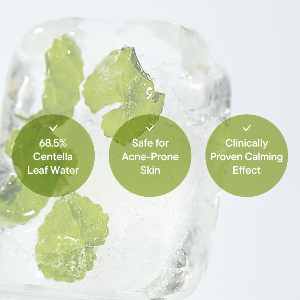 IUNIK gel cream texture close-up illustrating lightweight, fast-absorbing hydration