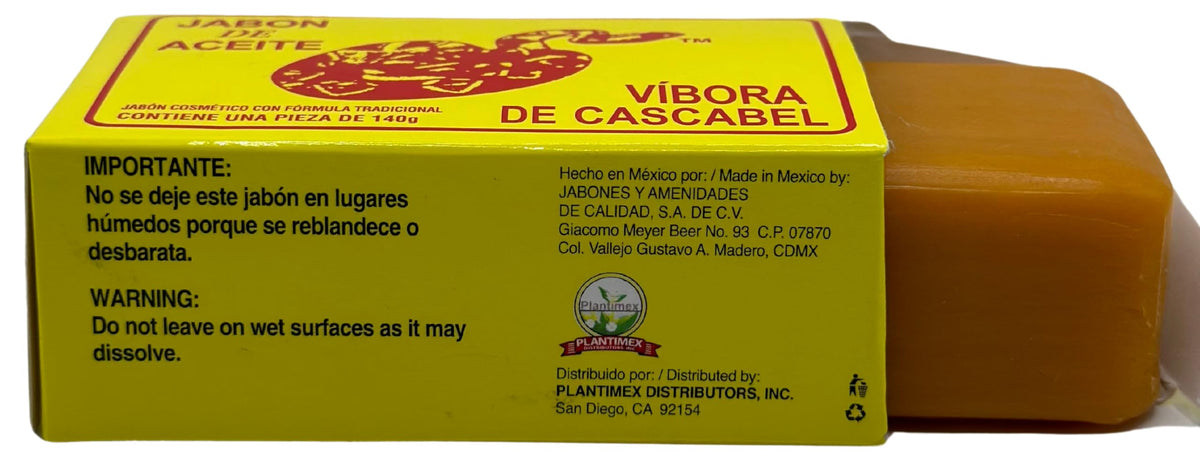 JABON DE ACEITE VIBORA DE CASCABEL bar in hand to show 140g size
