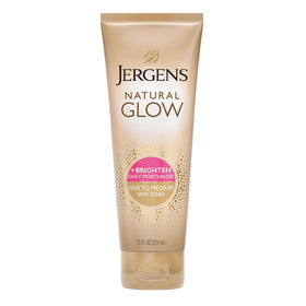 Jergens front packaging showing product and benefits for gradual glow