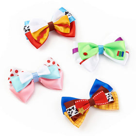 JiaDuo bow clipped into infant hair demonstrating photo-ready styling