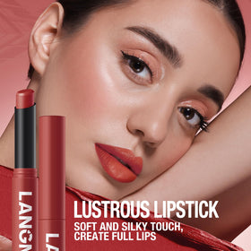 Jolilab close texture detail showing smooth matte finish and even coverage