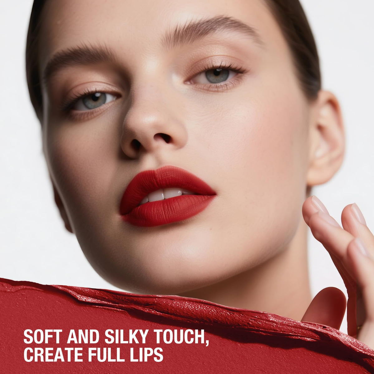 Jolilab liner and lipstick in use demonstrating neat application and long wear