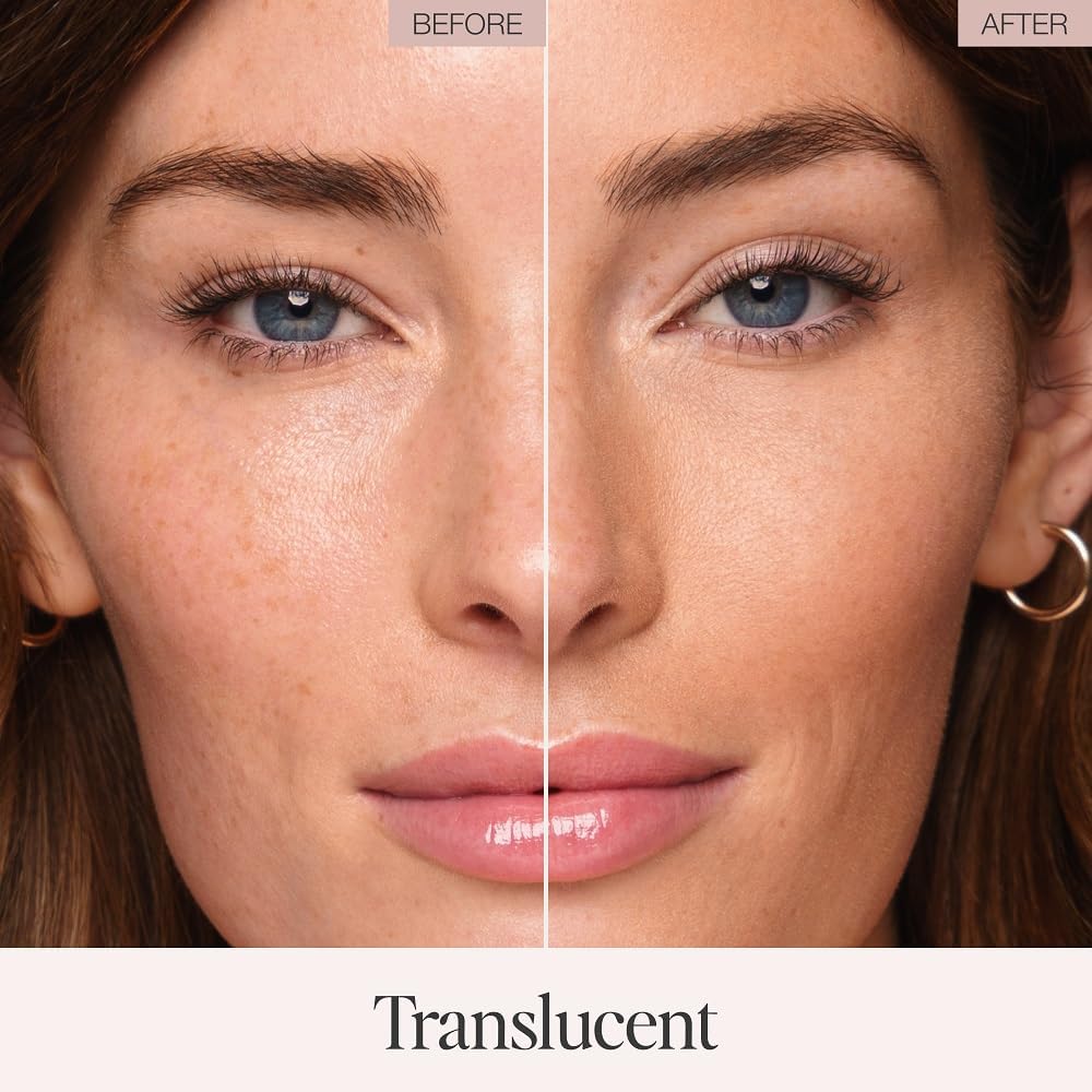 Jouer powder texture close-up revealing ultra-fine milled particles for blurred pores benefit