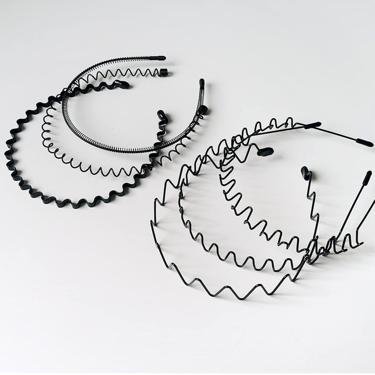 KELUBATU headband with water droplets showing rust-resistant performance