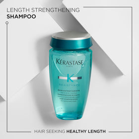 KÉRASTASE lather close-up demonstrating cleansing and foam benefit