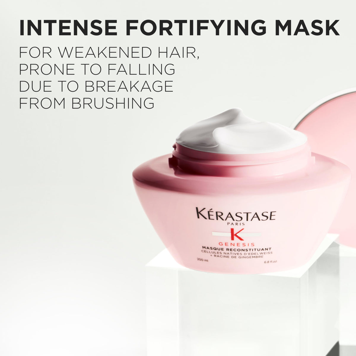 KÉRASTASE creamy mask texture close-up for easy detangling benefit