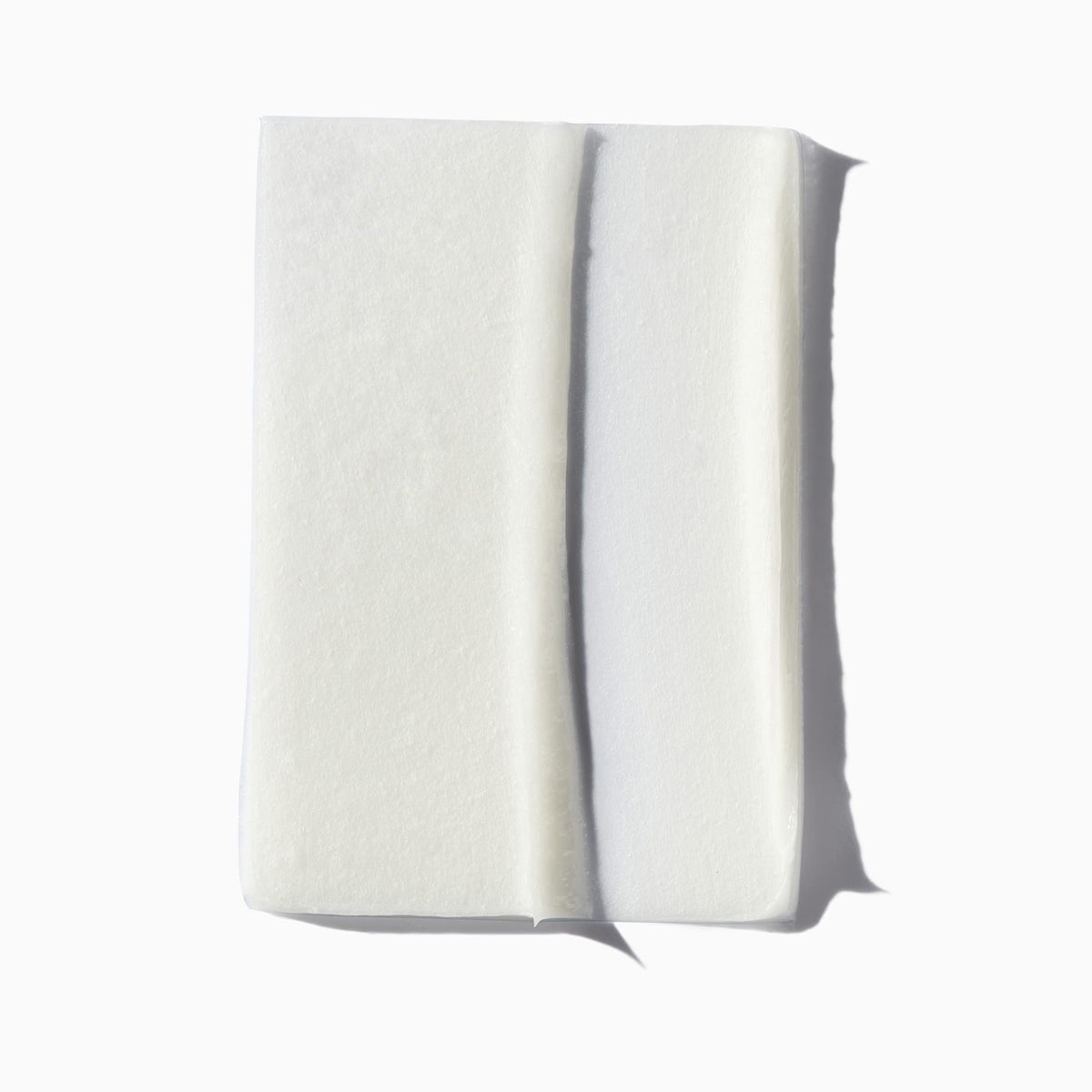 KÉRASTASE maskeratine in bathroom setting illustrating easy at-home salon treatment