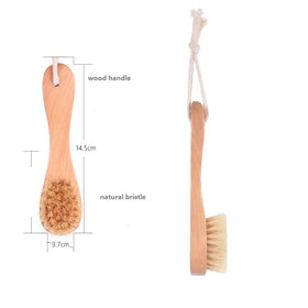 KEWLYSEU wooden handle and cotton loop detail offering easy grip and convenient hanging storage