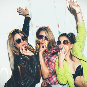 KICOSY headband worn by model at party demonstrating comfortable all-day fit