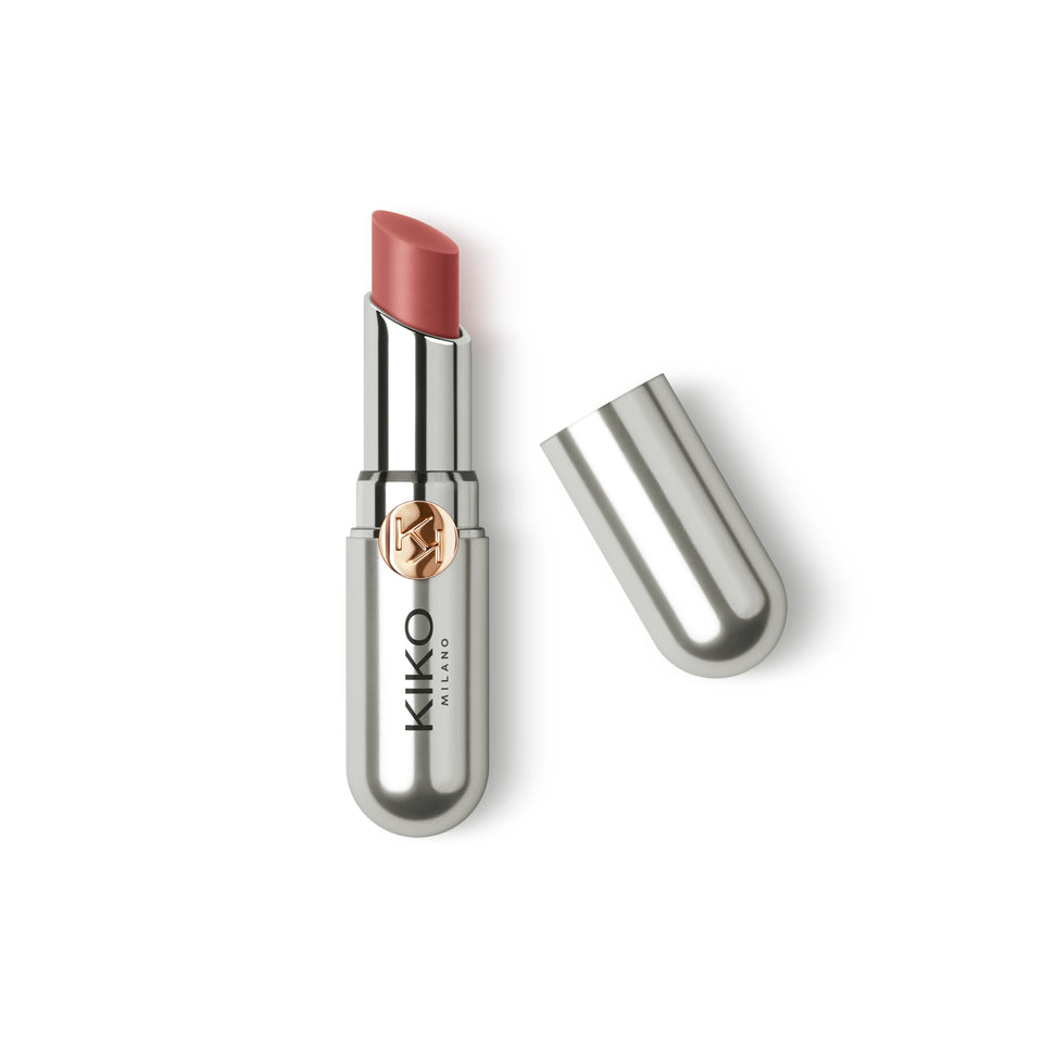 Kiko Milano front packaging showing shade 08 and metallic finish benefits