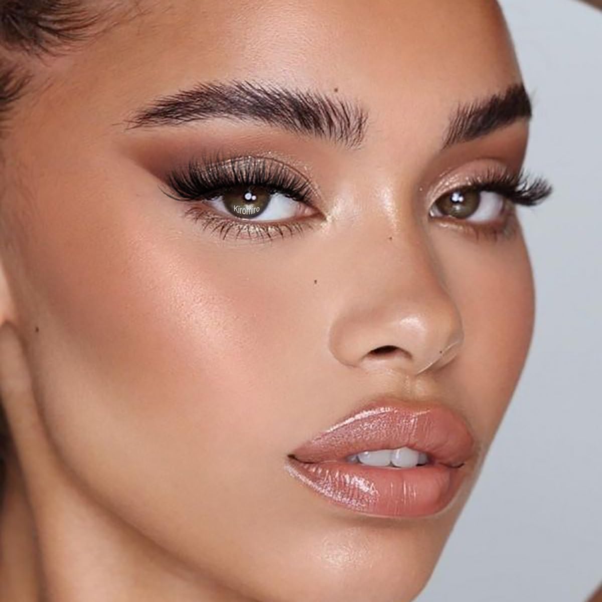 Kiromiro close-up of faux mink fiber texture highlighting soft realism