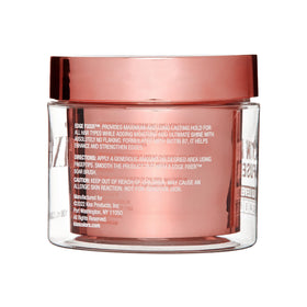 KISS COLORS & CARE peach scent concept with peaches showing pleasant fragrance benefit