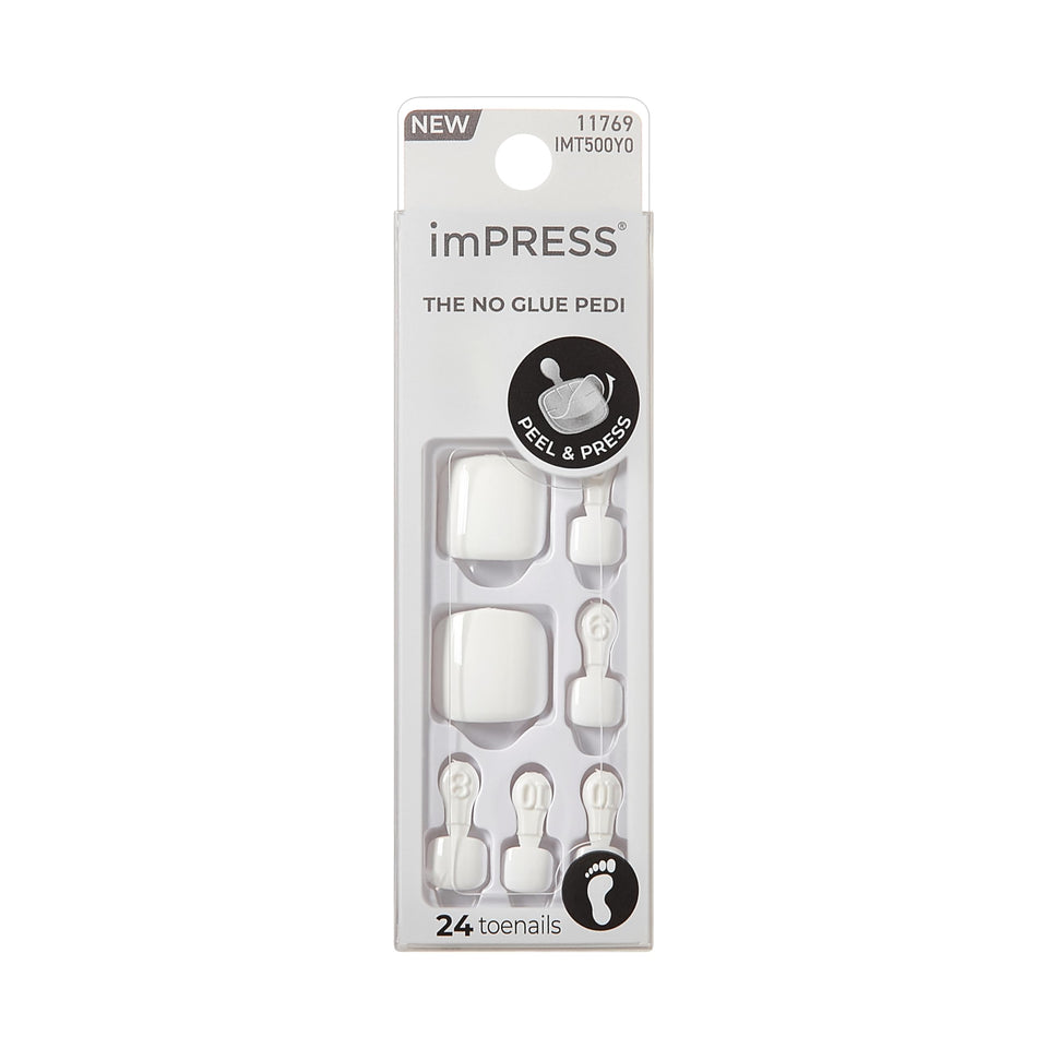 KISS front packaging showing the 30-piece press-on toenail set and benefits