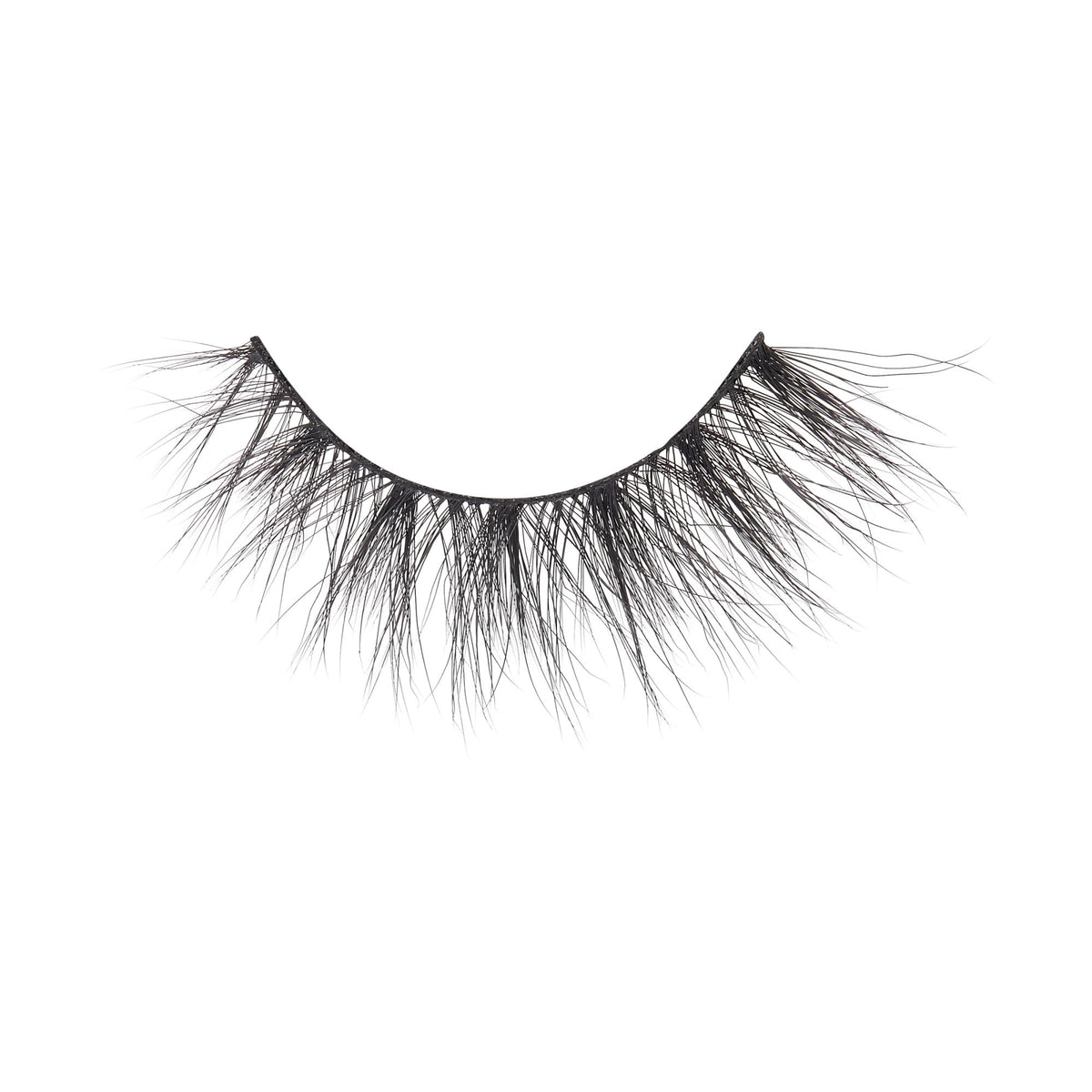 KISS lashes on model frontal shot showing balanced volume and seamless blend benefit flattering finish