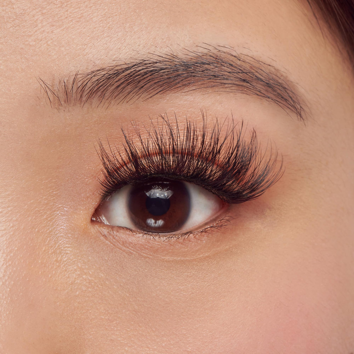 KISS LuXtensions Velvet close-up fibers reveal real extension texture for a natural finish
