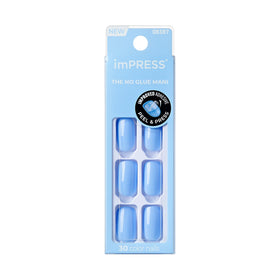 KISS front packaging showing full 30-piece no-glue manicure kit and easy application