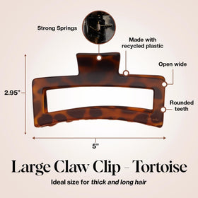 Kitsch close-up of large clip matte texture highlighting comfortable grip