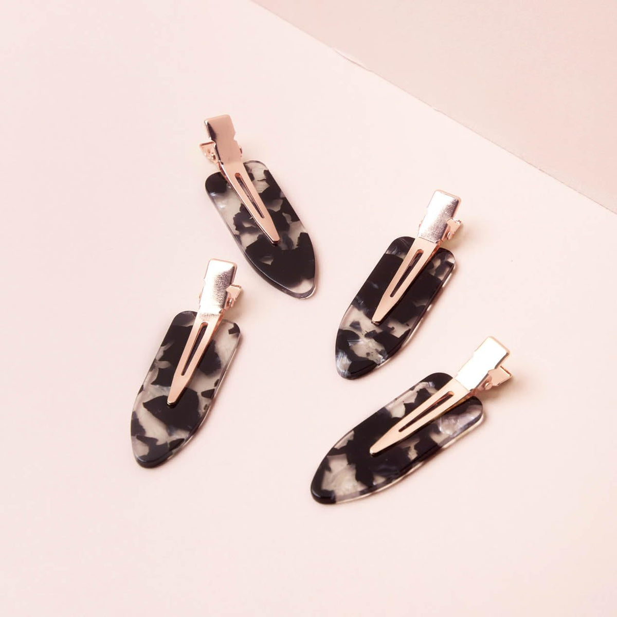 Kitsch packaging gift ready set of four clips ideal present for beauty lovers