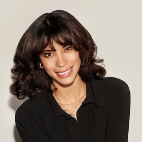 KMS HAIRSTAY applied outdoors protecting hair from humid weather