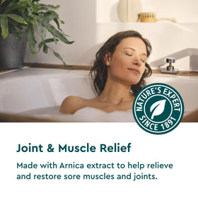 Kneipp oil drop texture close-up highlighting skin-softening oils