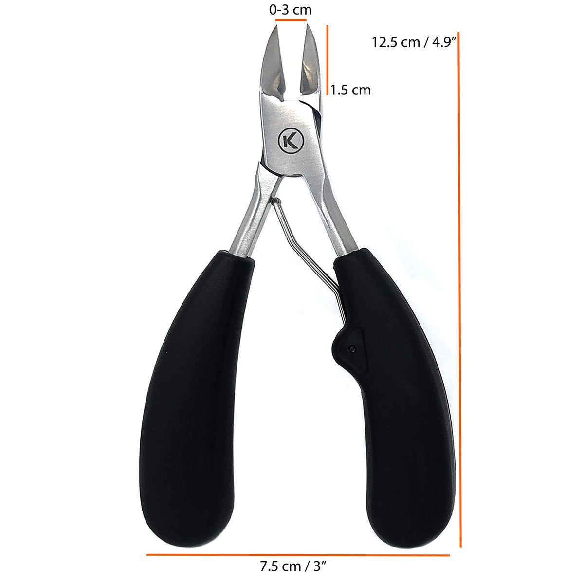 KOHM close-up of extra-wide blade delivering cleaner cuts for thick nails
