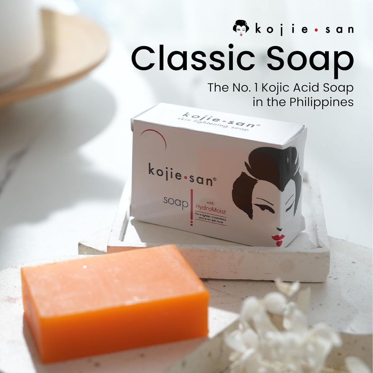 Kojie San lather in hand demonstrating clean foam and easy rinsing