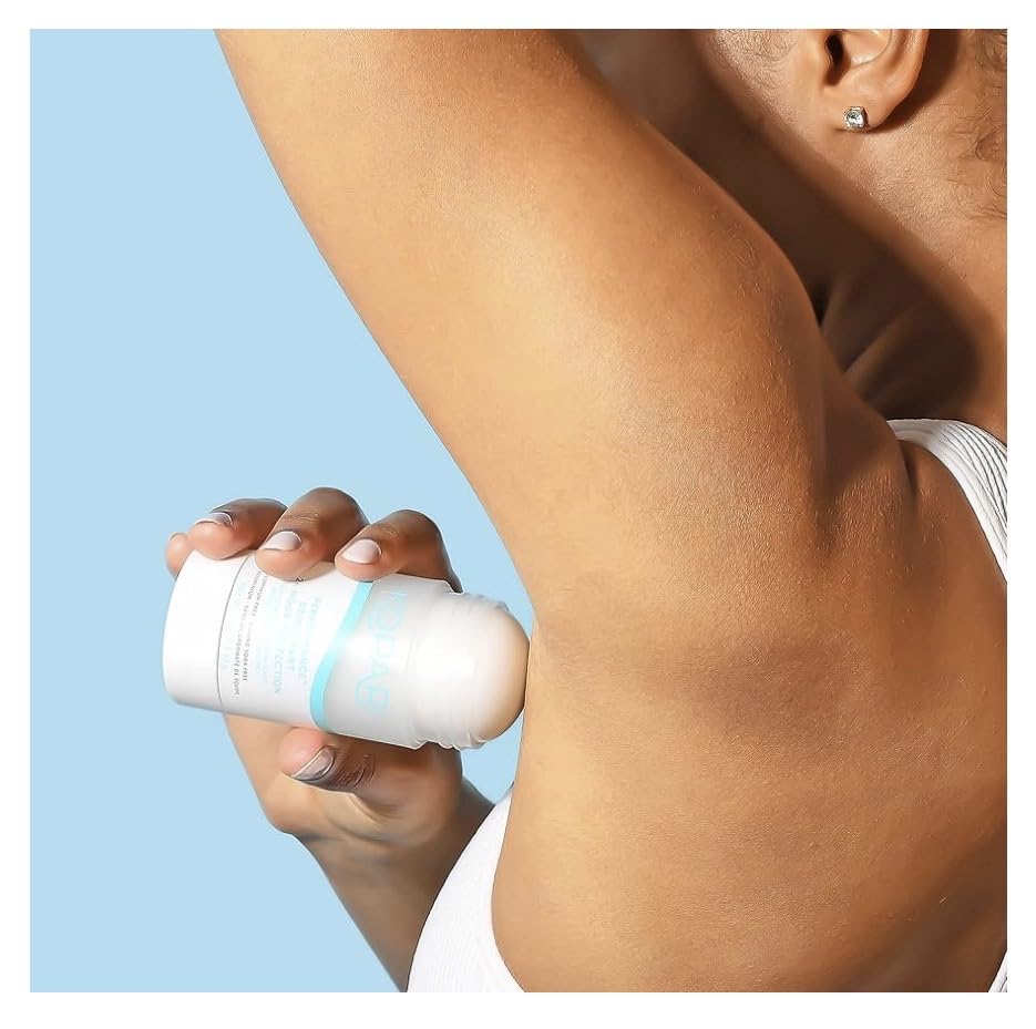 Kopari clear dry finish on skin illustrating non-staining benefit