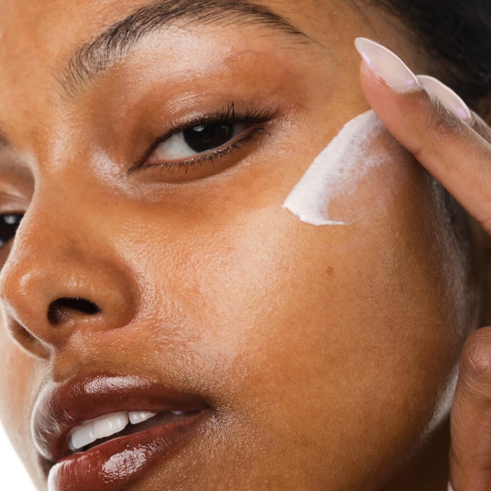 KORRES Greek yoghurt ingredient close-up highlighting soothing proteins and hydration benefits