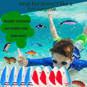 Kottke lifestyle shot of kids bath set up with bombs and toys for play