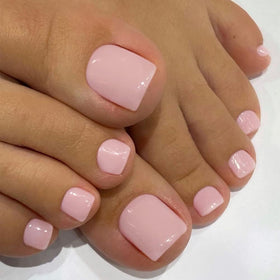 KXAMELIE front packaging showing 24 baby pink press-on toenails and organized tray benefit convenience