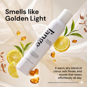 L'ANGE HAIR Full Grit beside a hand illustrating the 5 oz scale for travel-friendly styling