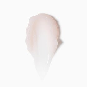 L'ANGE HAIR applying cream to damp hair demonstrating root lift benefit