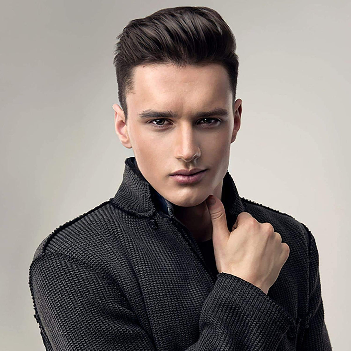 L3 gel texture close-up highlighting smooth, flake-free glossy formula benefit