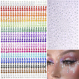 La Jolie Jasmin front packaging showing 1250-piece gem kit for versatile looks