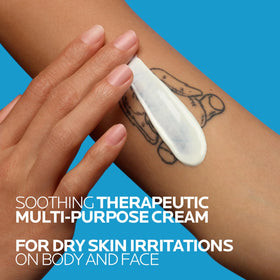 La Roche-Posay close-up of balm texture showing rich, non-greasy cream for hydration
