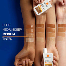 La Roche-Posay application on face demonstrating easy blend and natural tint