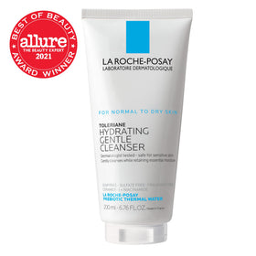 La Roche-Posay aftercare lifestyle image showing hydrated, comfortable skin post-cleanse