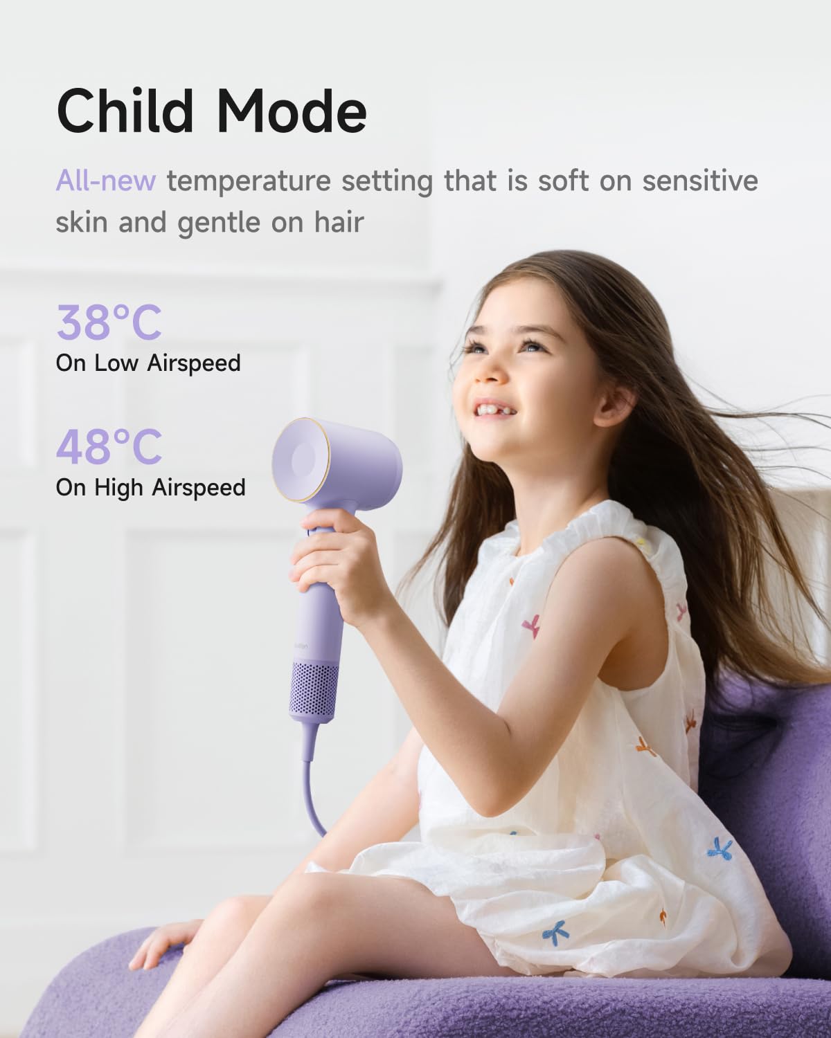 Person using Laifen SE 2 on long hair to demonstrate fast drying performance
