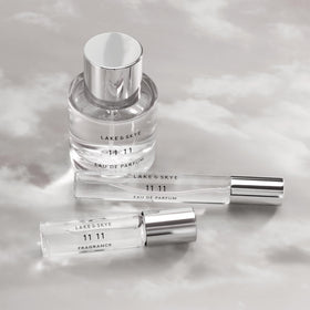 Lake & Skye amber and musk detail illustrating warm, skinlike scent