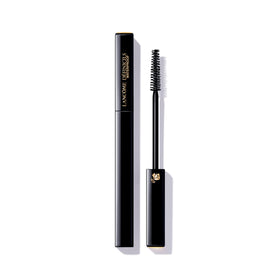 Lancôme Définicils front packaging showing sleek tube and branding, conveys quality