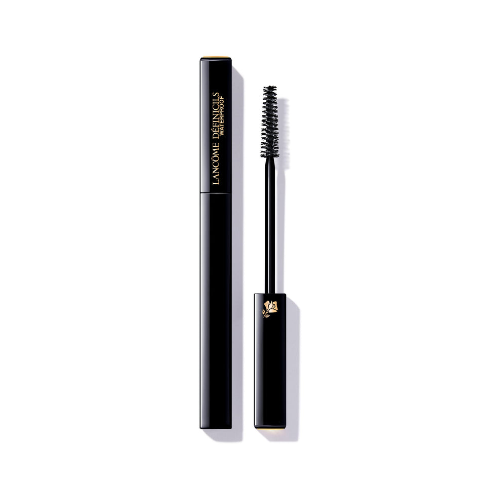 Lancôme Définicils front packaging showing sleek tube and branding, conveys quality