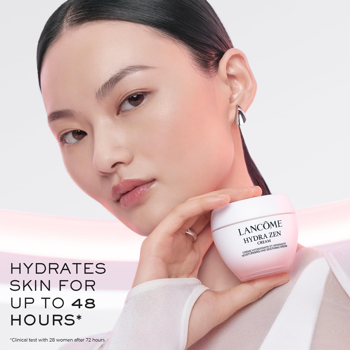 Lancôme label close-up highlighting product name and ingredients