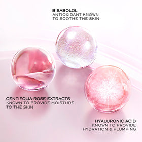 Lancôme cream being smoothed on skin demonstrating instant hydration