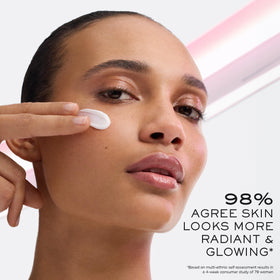 Lancôme cream texture close-up illustrating rich hydrating formula