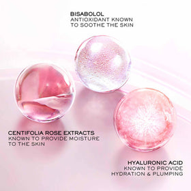 Lancôme gel being dispensed onto a hand demonstrating quick absorption and non-greasy finish