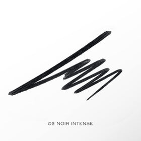 Lancôme lining the lashline illustrating sharp wing potential and smudge resistance