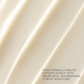 Lancôme Nutrix Royal thick creamy texture close-up demonstrating rich moisturizing feel