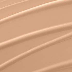 Lancôme pump close-up highlighting easy, mess-free dispensing and control