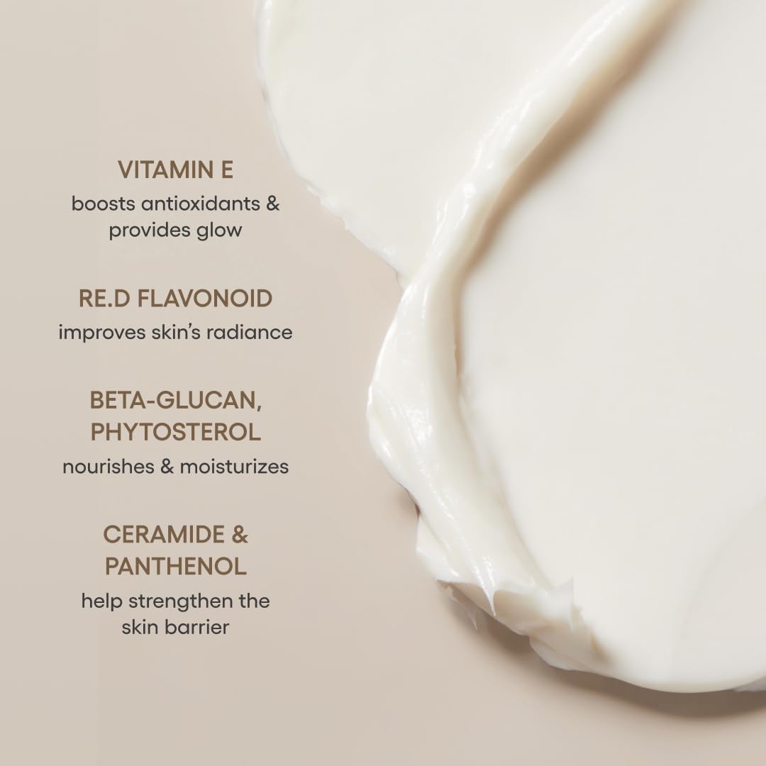 LANEIGE close-up of cream texture highlighting rich buttery feel benefit: deep hydration