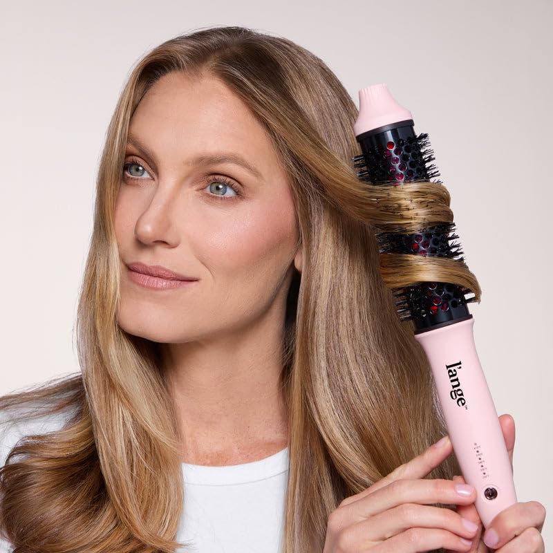 L'ANGE HAIR dual-voltage label and cord for travel-ready styling anywhere benefit